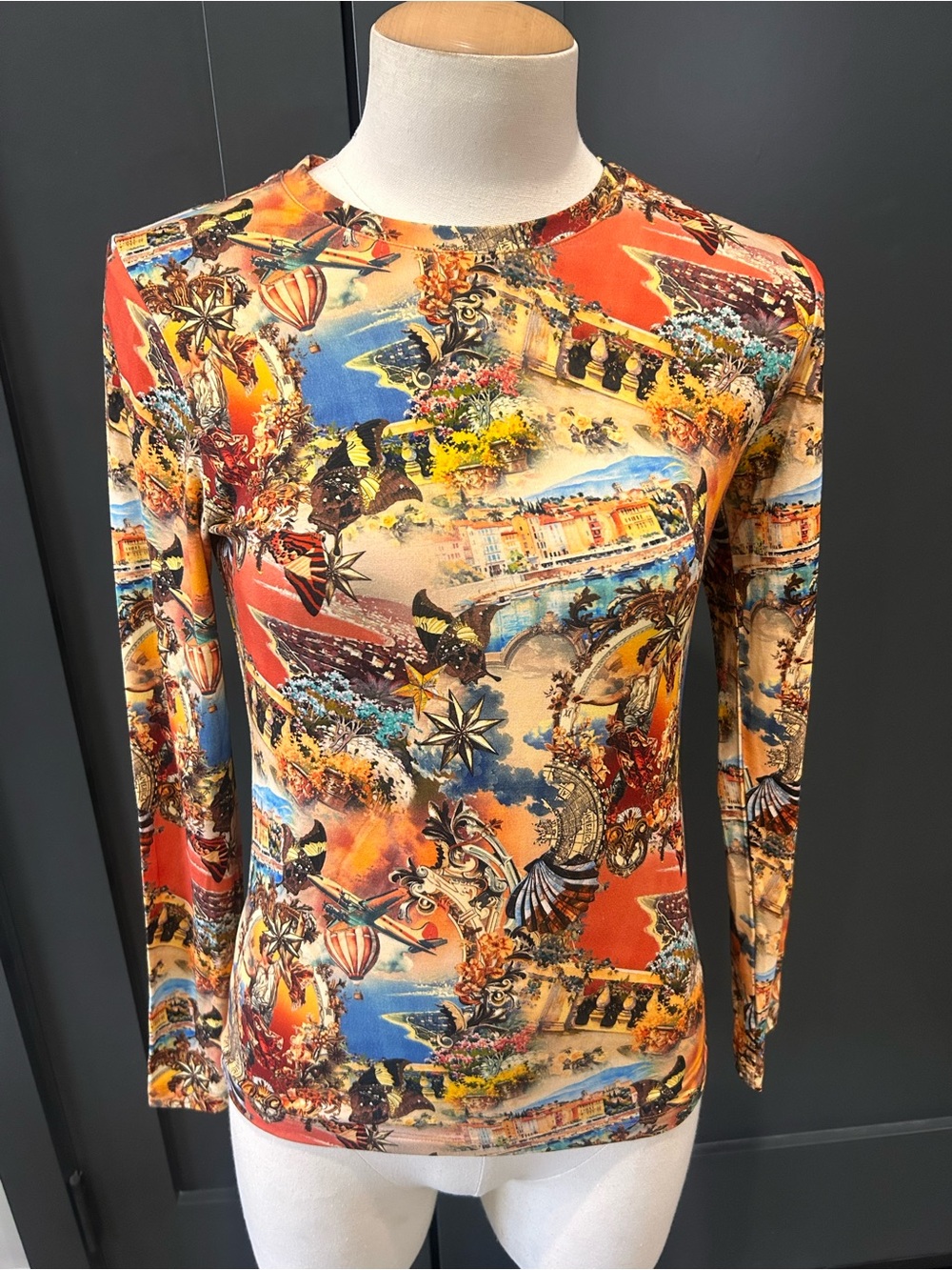 L'AGENCE Long Sleeve Crew Neck
